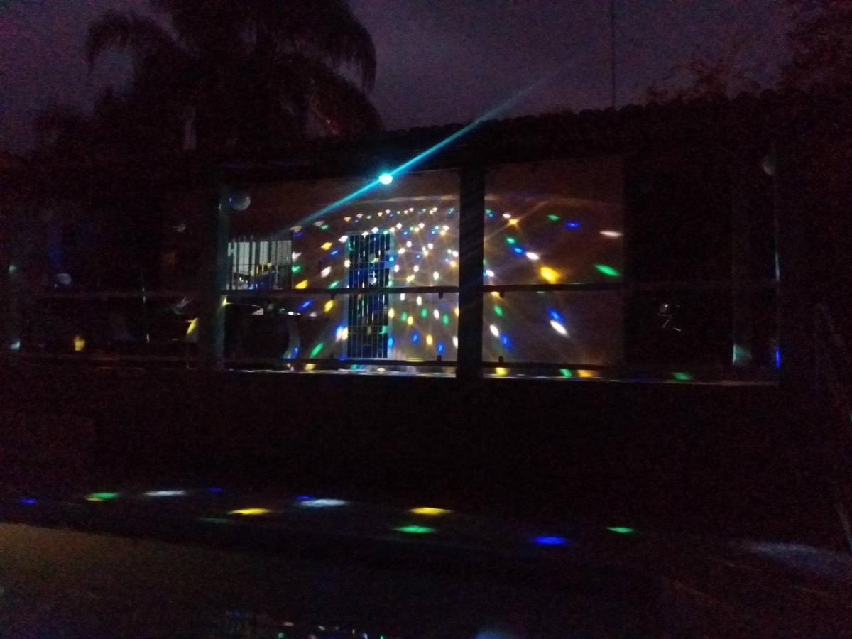 Villa Chacara De Temporada - Mairiporã Esterno foto